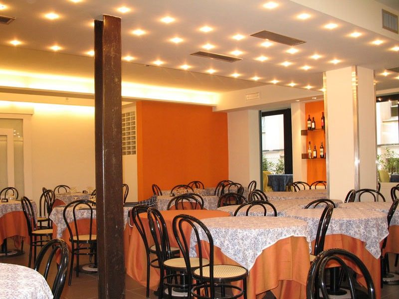Hotel Villa Lalla Rimini Exterior photo